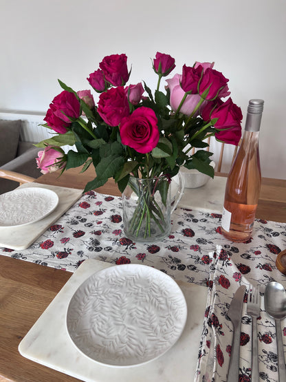 Table Runner - Roses