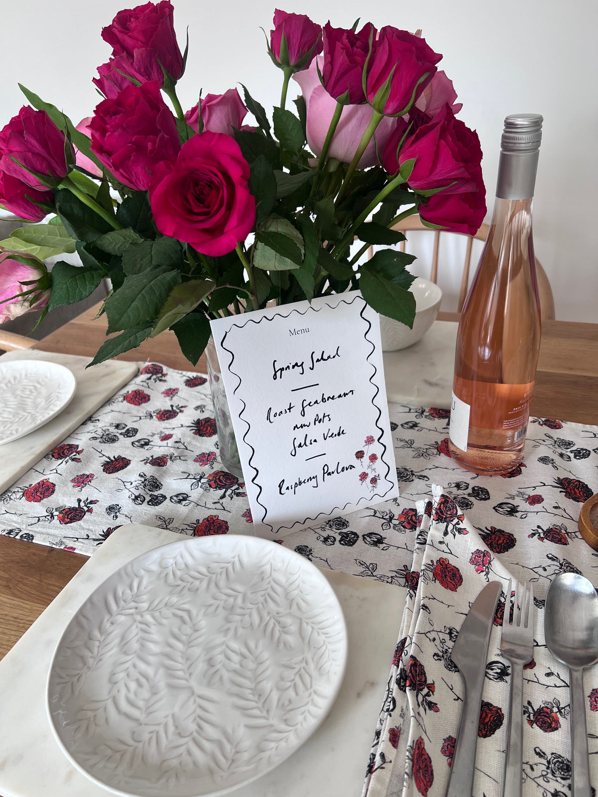 Table Runner - Roses